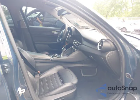 2019 Alfa Romeo Giulia Ti Sport Awd from USA, damaged, VIN ZARFANBN5K7620999